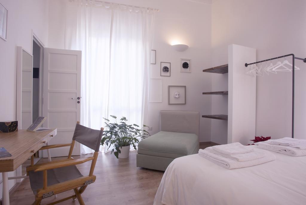 Neapolitan Rooms Exterior photo