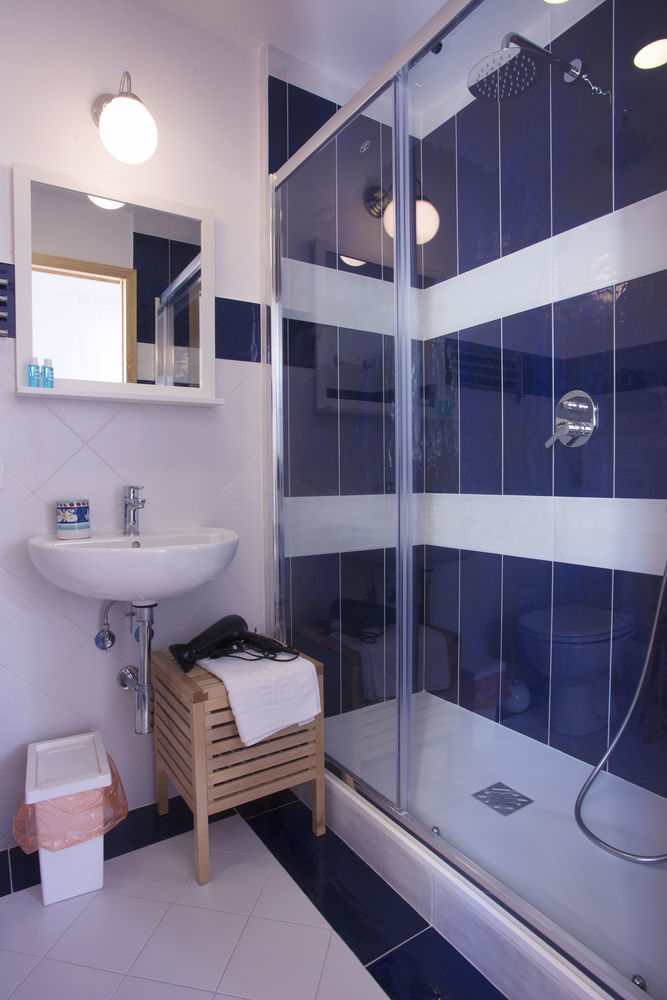 Neapolitan Rooms Exterior photo